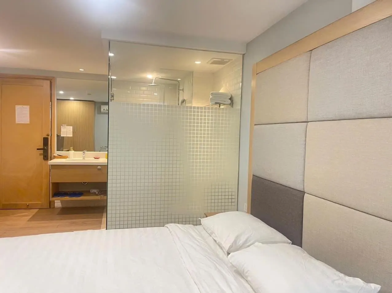 Bed & Breakfast 7 Apartment Ho Chi Minh City Vietnam